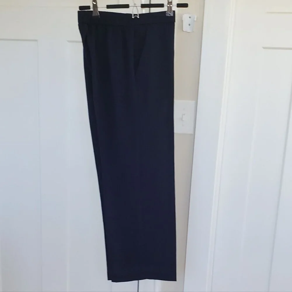 SAG Harbor Black Petite Crop Pant. Size 6P - Picture 7 of 8